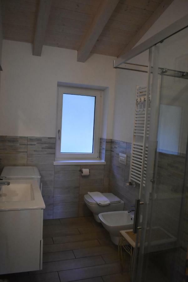 Mimosa Apartments Soiano Del Lago Ngoại thất bức ảnh